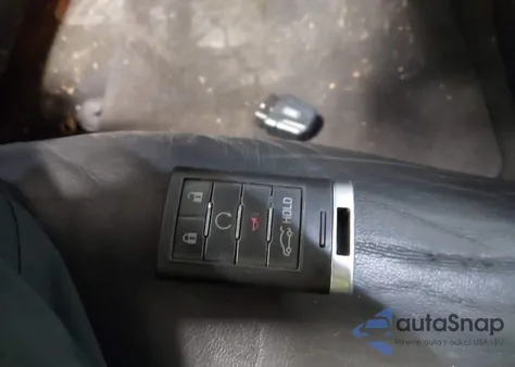 2014 Cadillac Xts Vsport Premium z USA, uszkodzony, nr VIN 2G61V5S8XE9178018